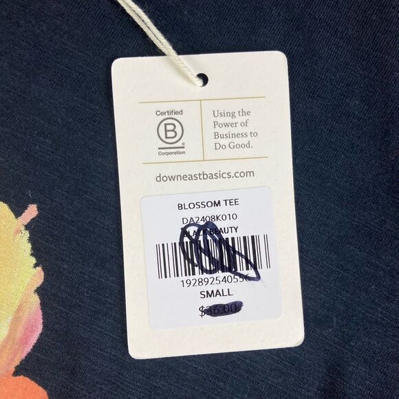 DOWNEAST Sz Small Blossom Tee Shirt Floral Graphic Pullover Modal Cotton NWT - Picture 4 of 8